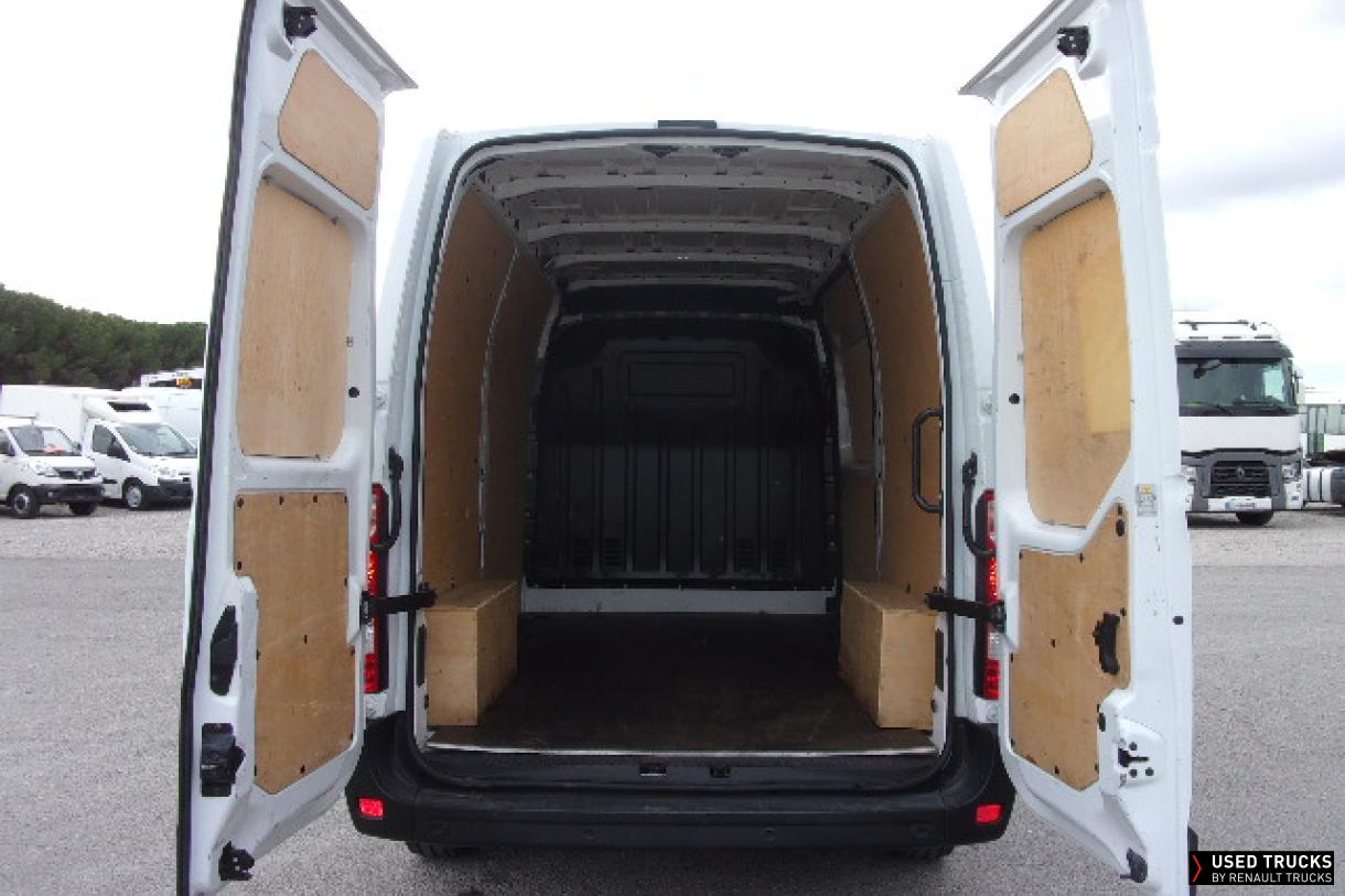 Renault Master 135
