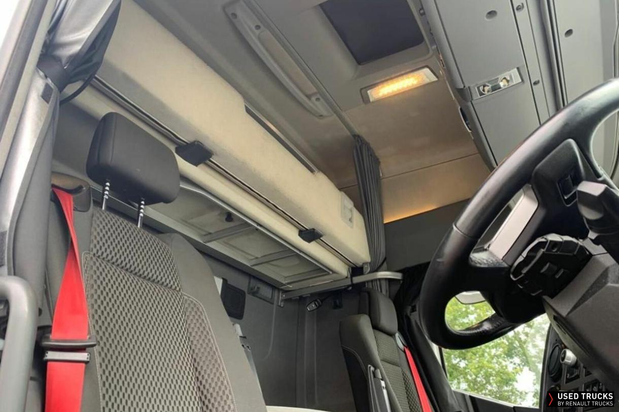 Renault Trucks T 440