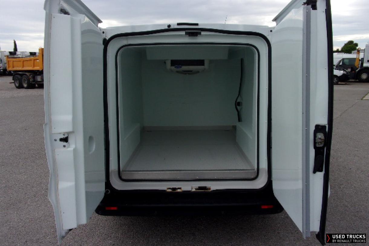 Renault Trucks Trafic 