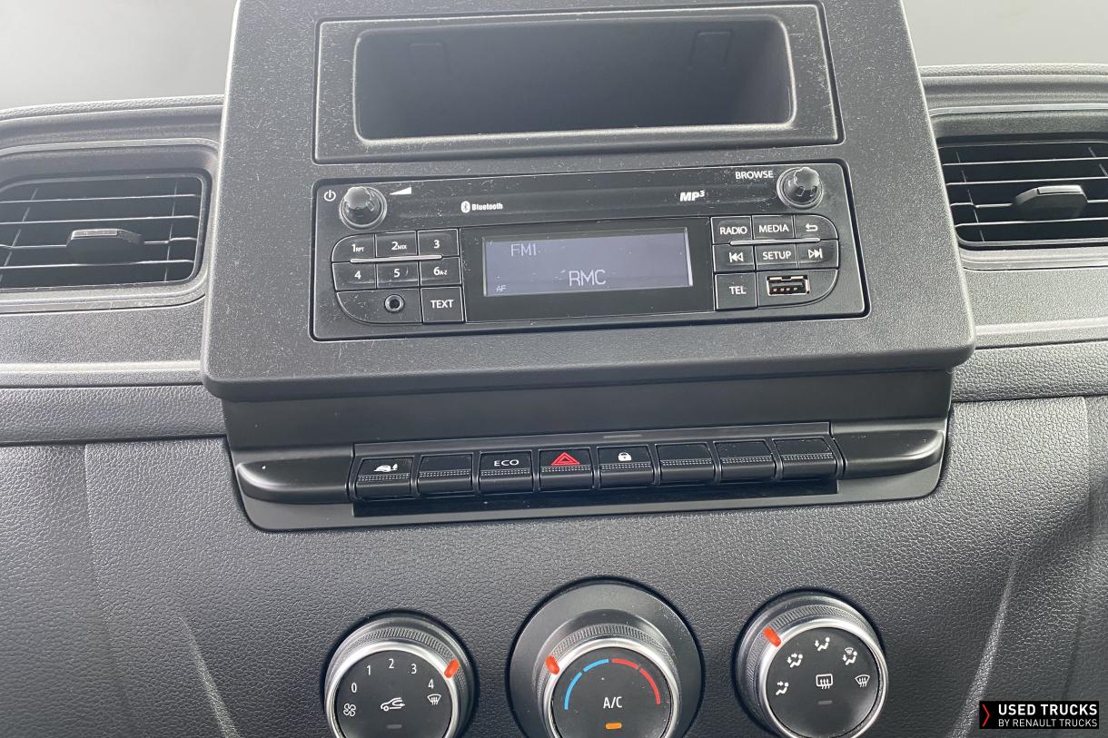 Renault Master 130