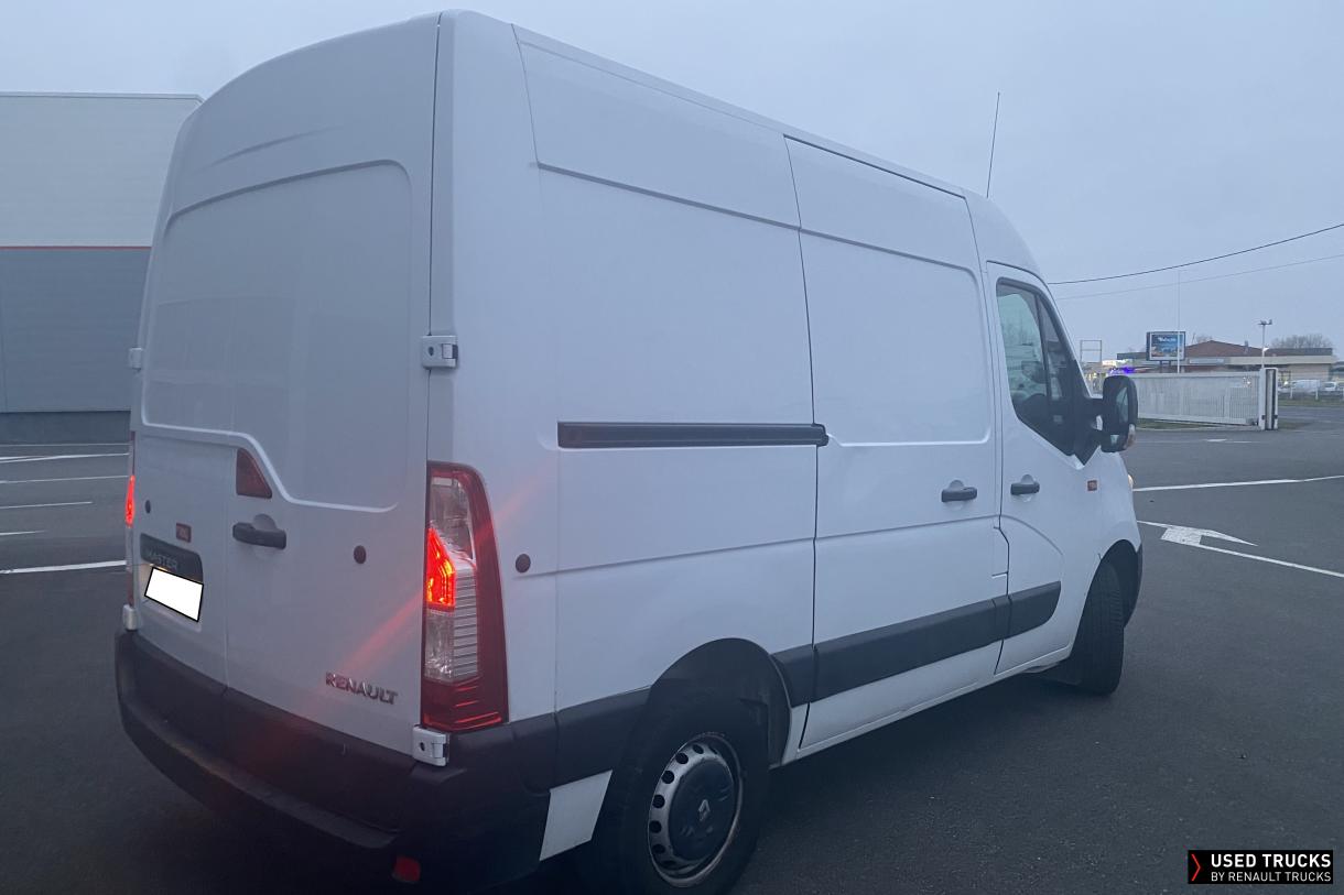 Renault Trucks Master 110