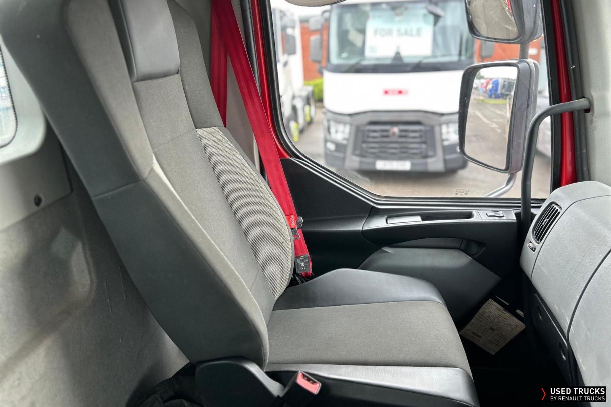 Renault Trucks D Wide 320