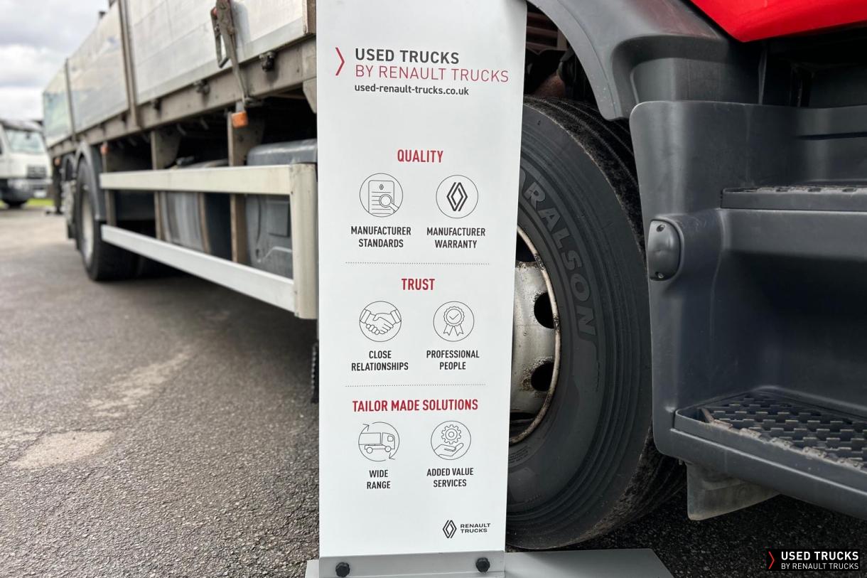 Renault Trucks D Wide 320
