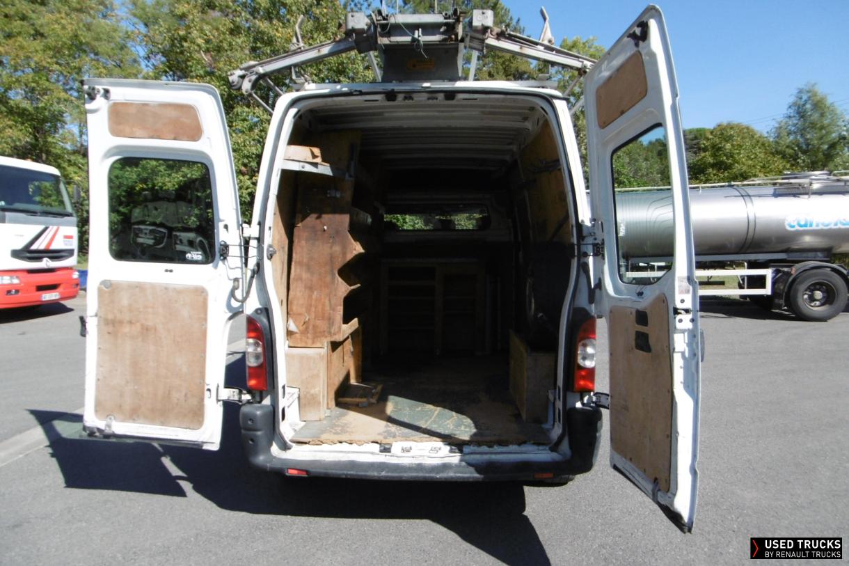 Renault Trucks Master 120