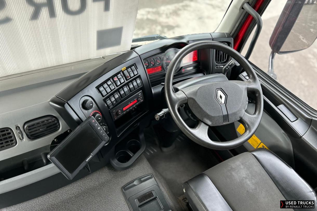 Renault Trucks D Wide 320