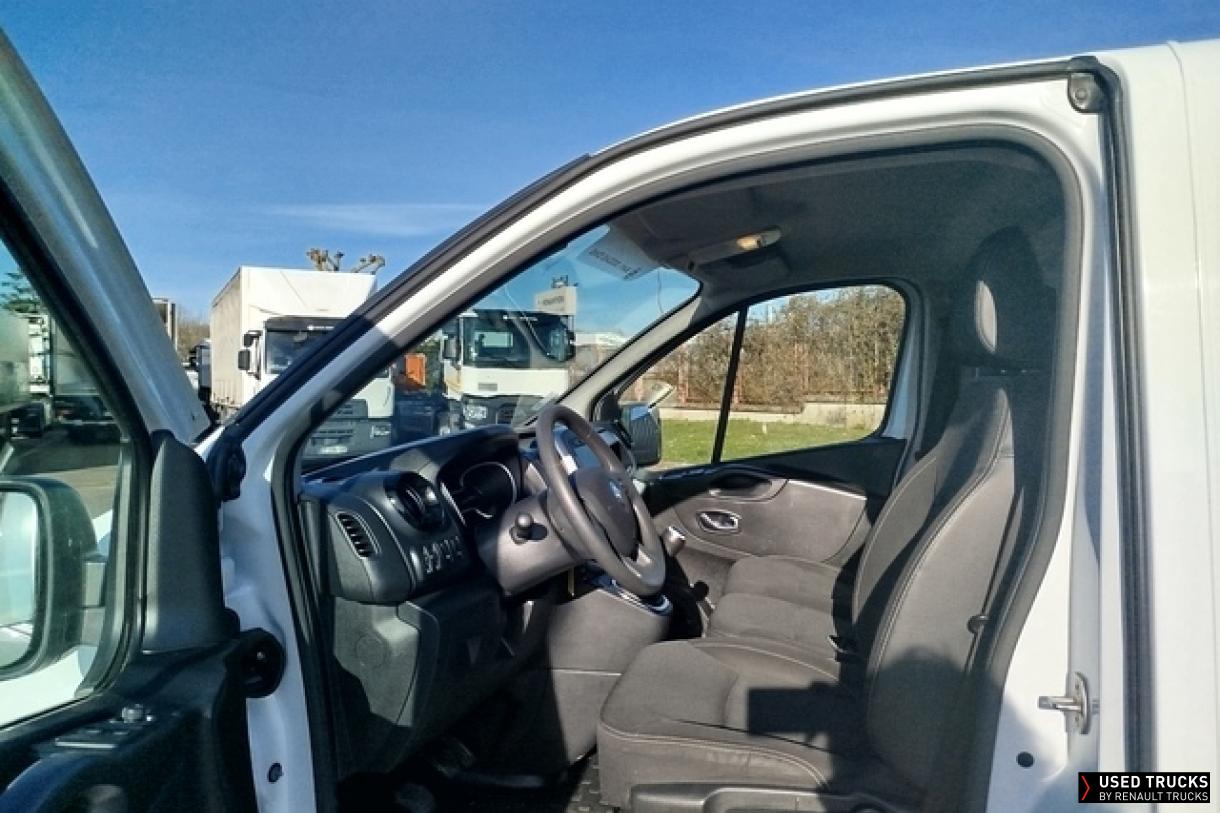 Renault Trafic 145
