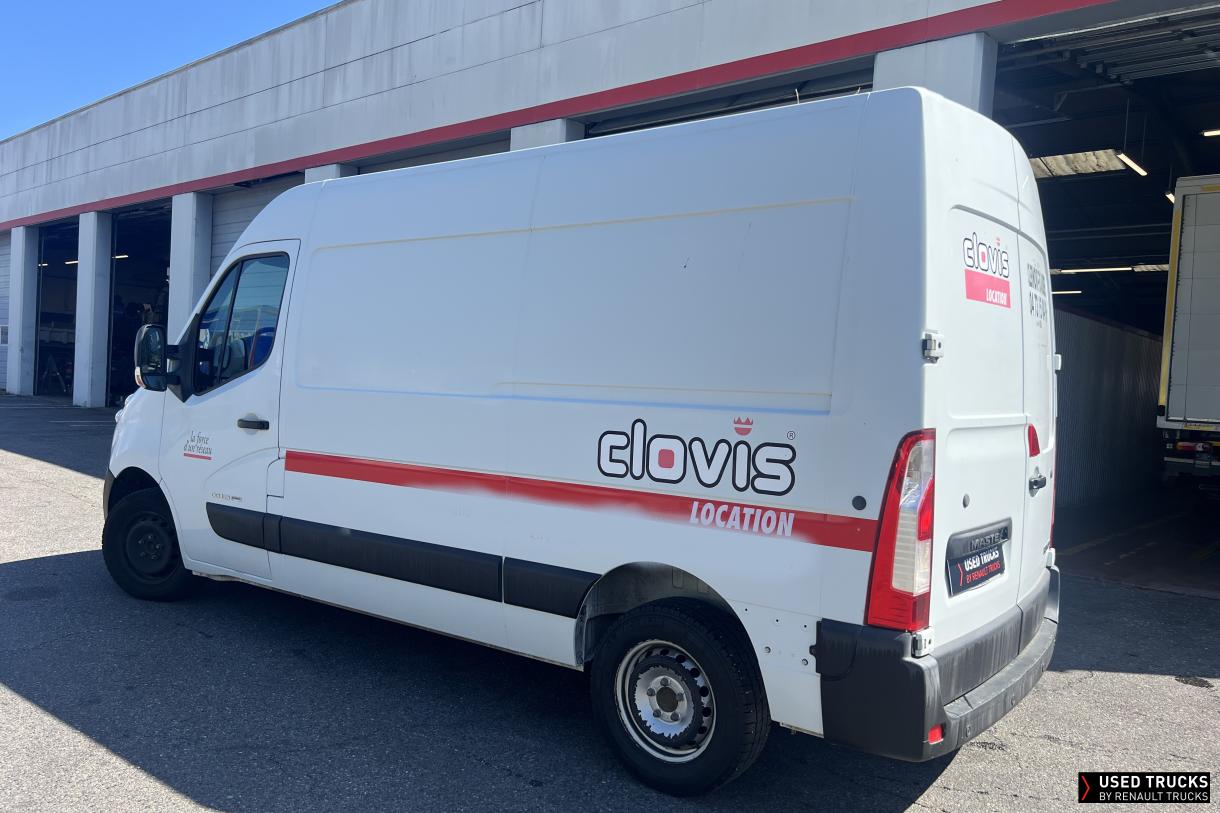 Renault Master 136