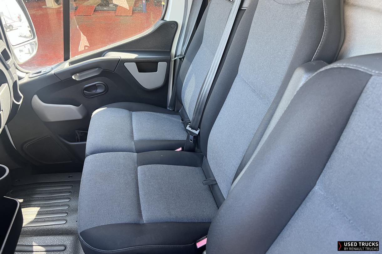 Renault Master 136