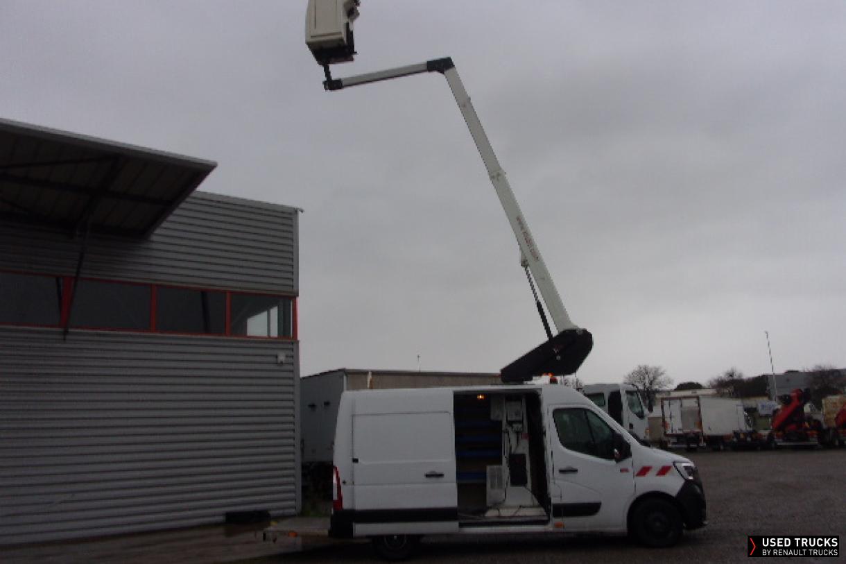 Renault Trucks Master 145