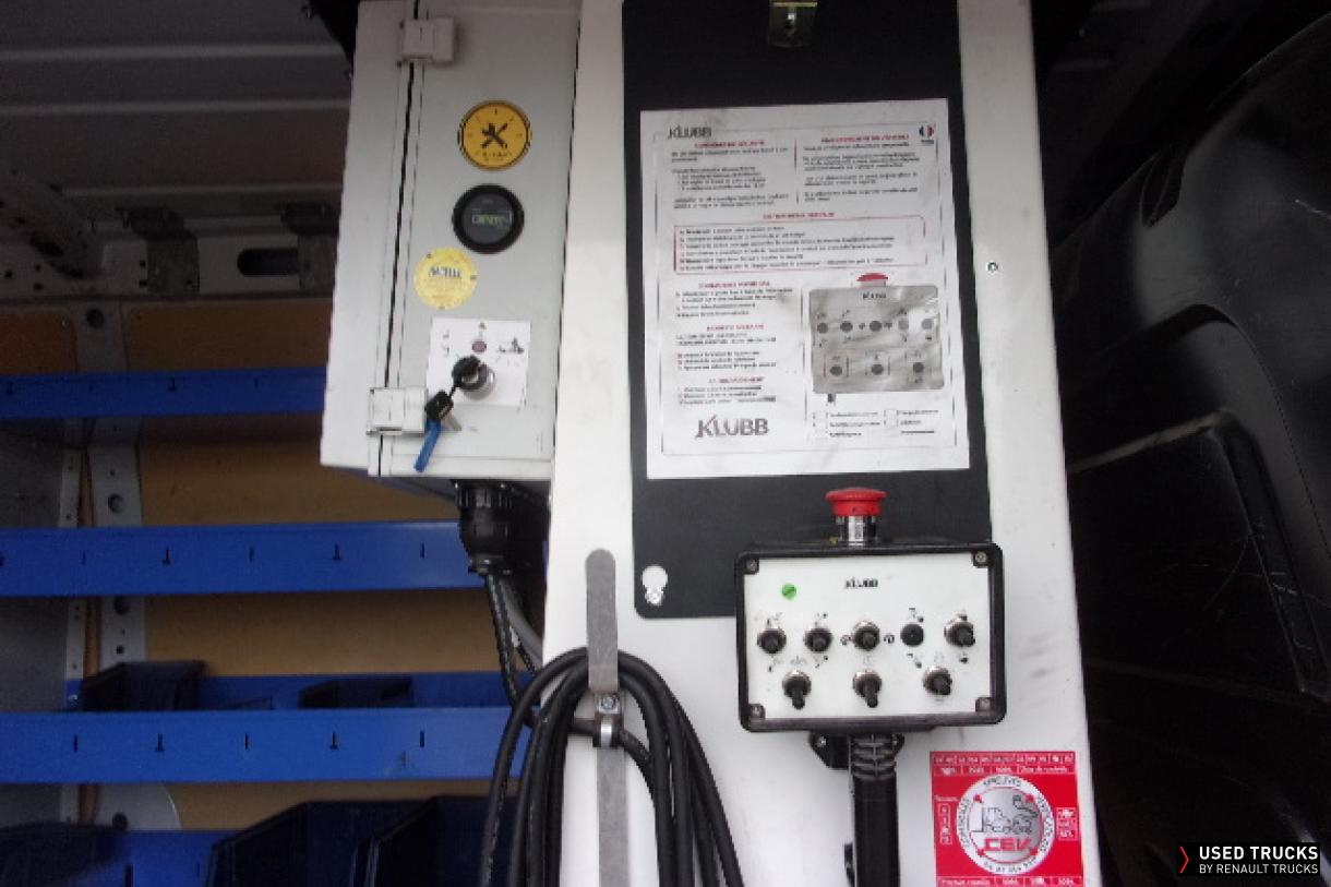 Renault Trucks Master 145