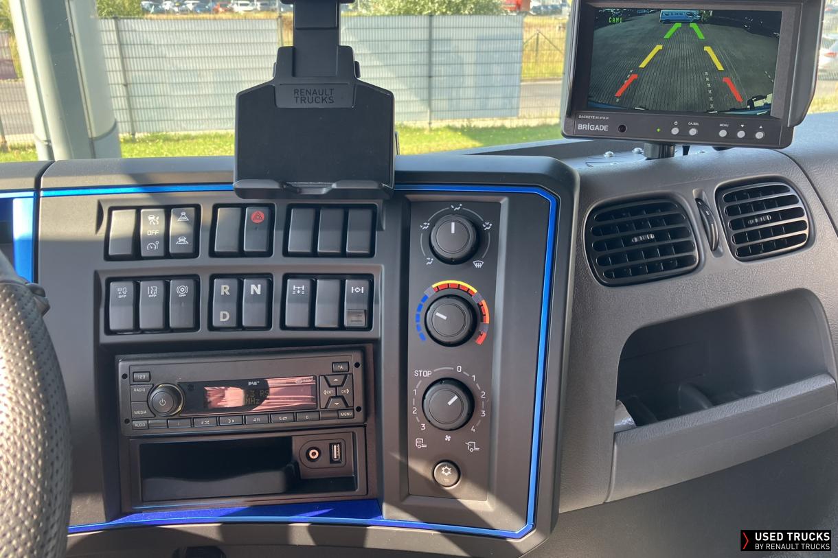 Renault Trucks D Wide 