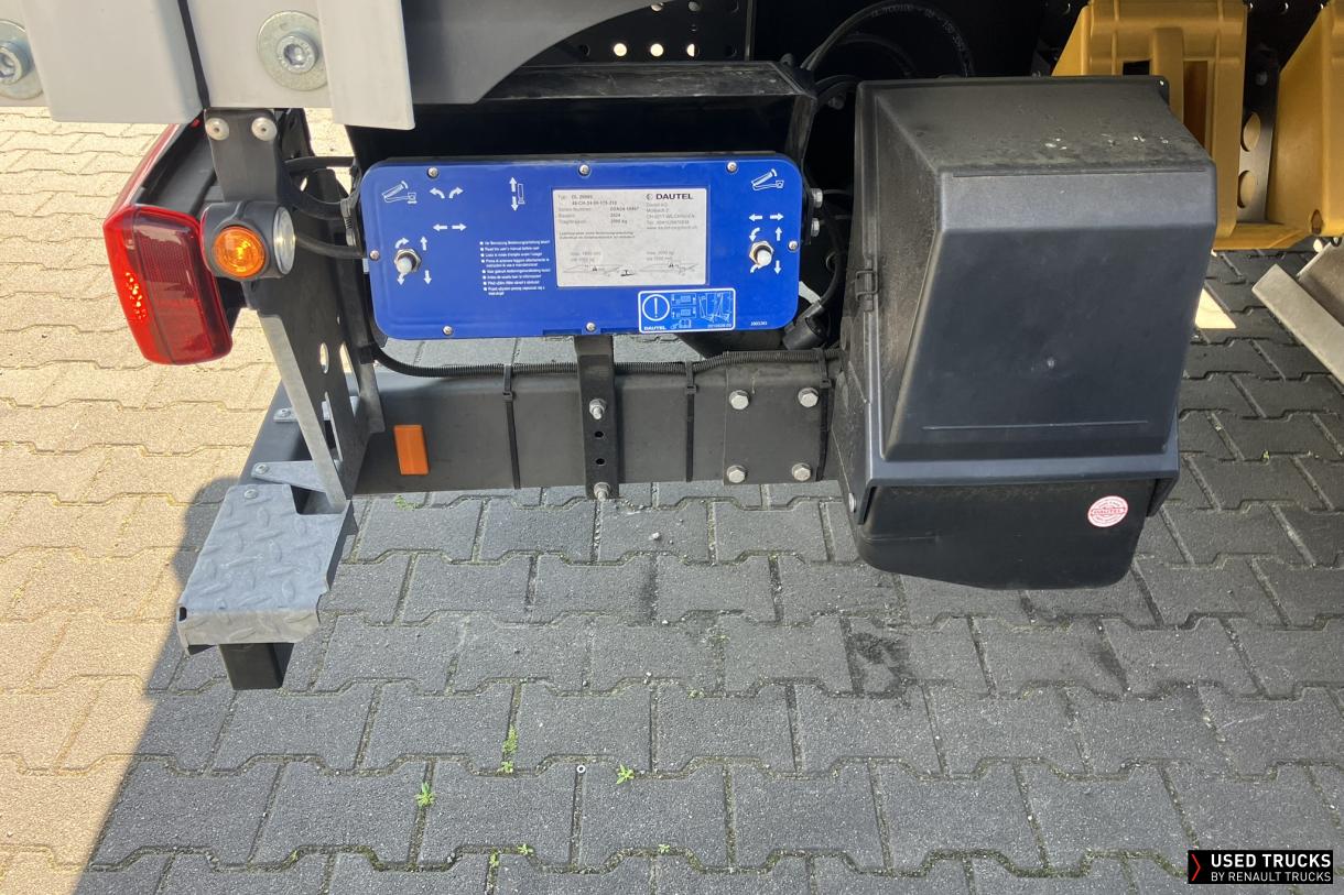 Renault Trucks D Wide 