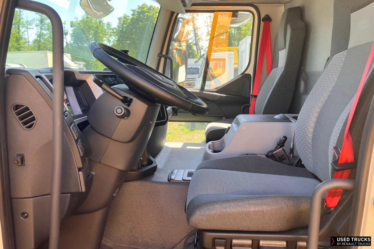 Renault Trucks D Wide 320