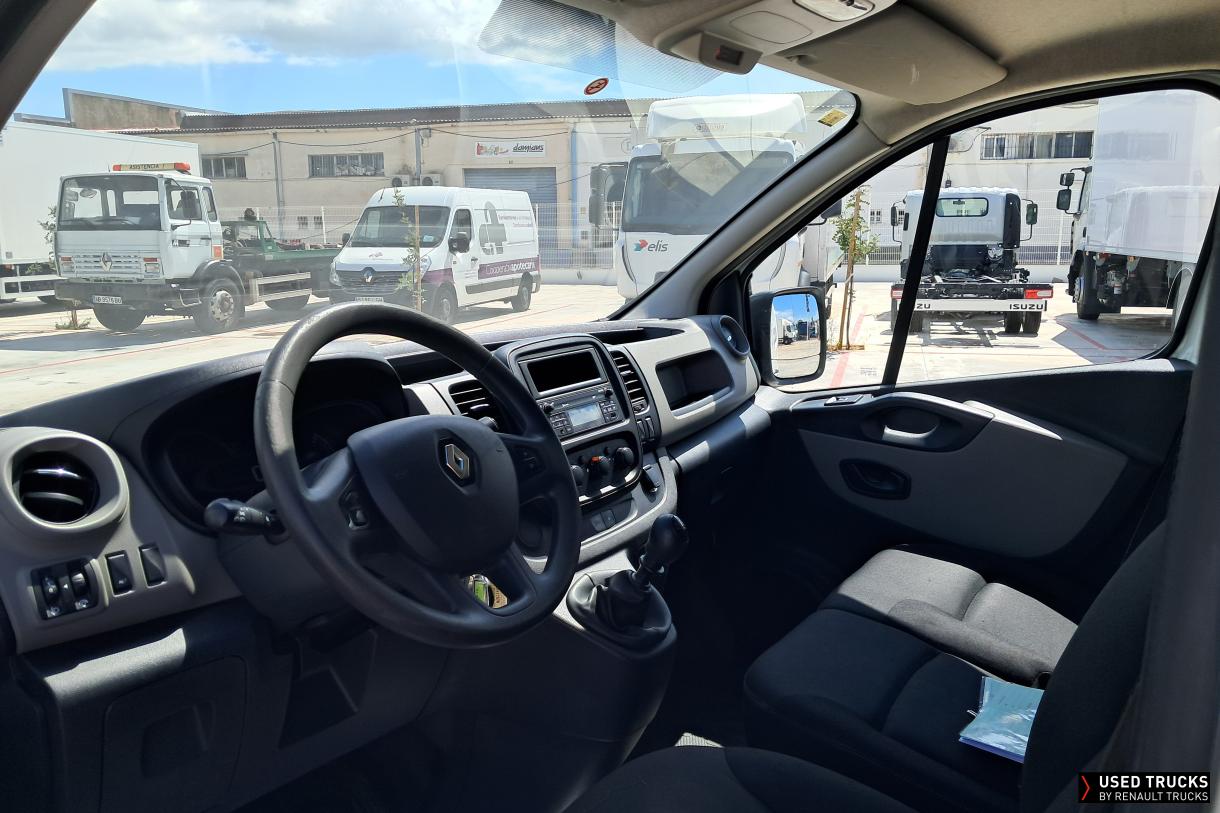 Renault Trafic 120