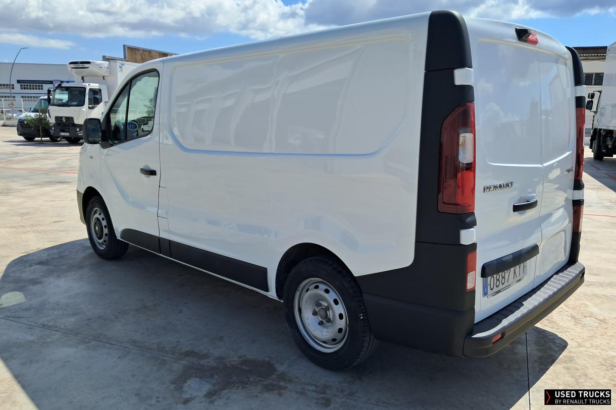 Renault Trafic 120