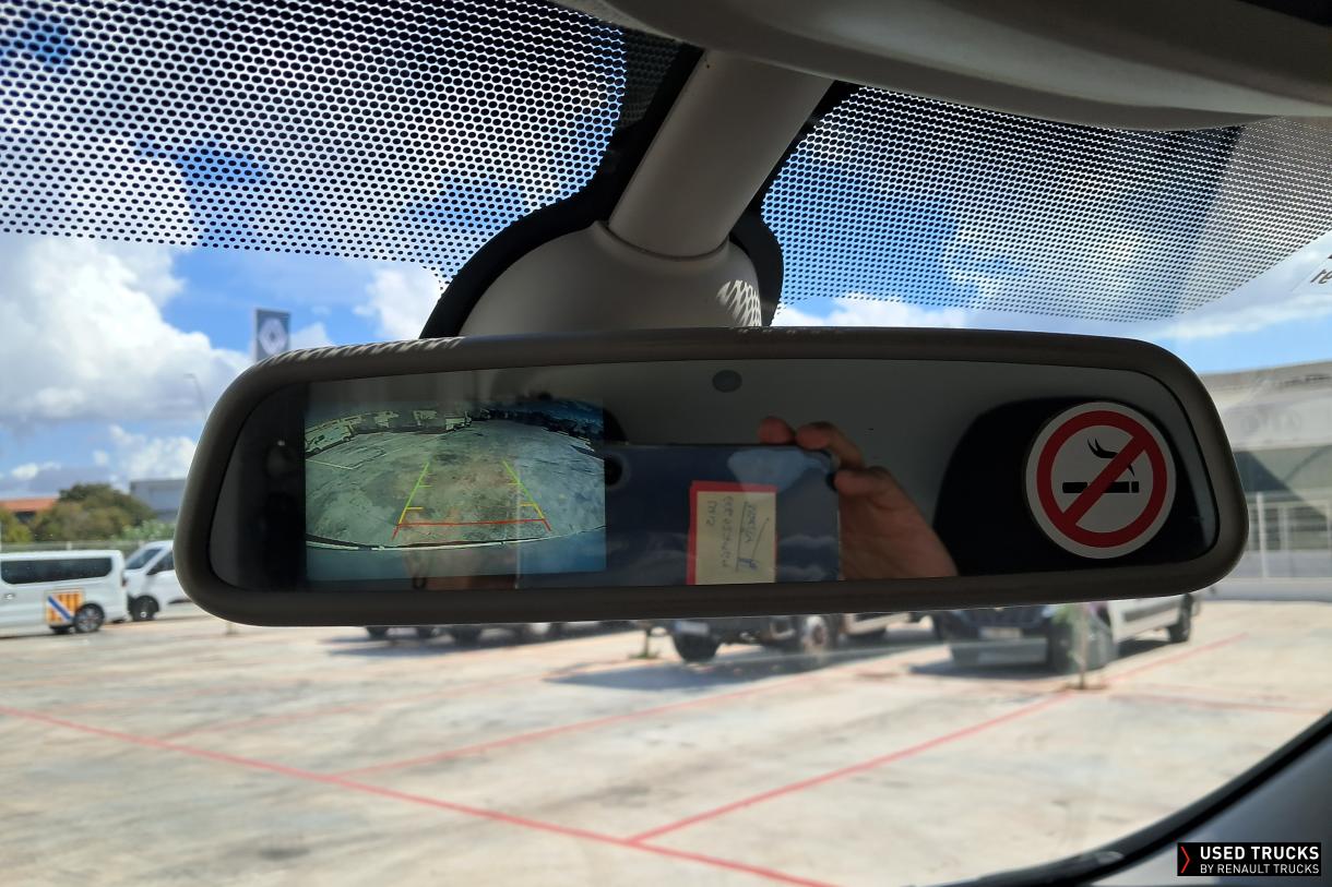 Renault Trafic 120