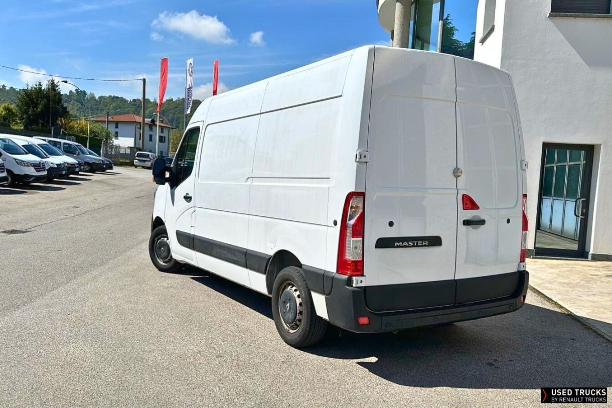 Renault Master 135