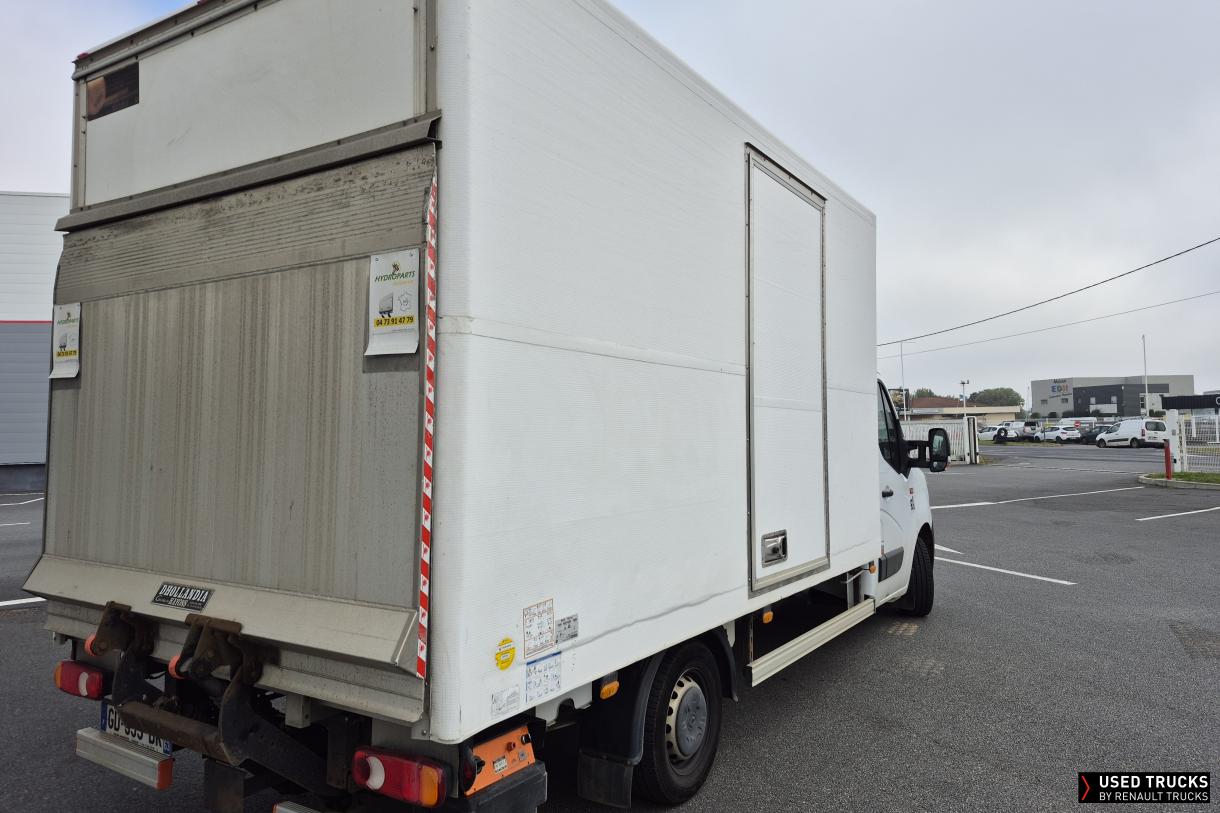 Renault Trucks Master 