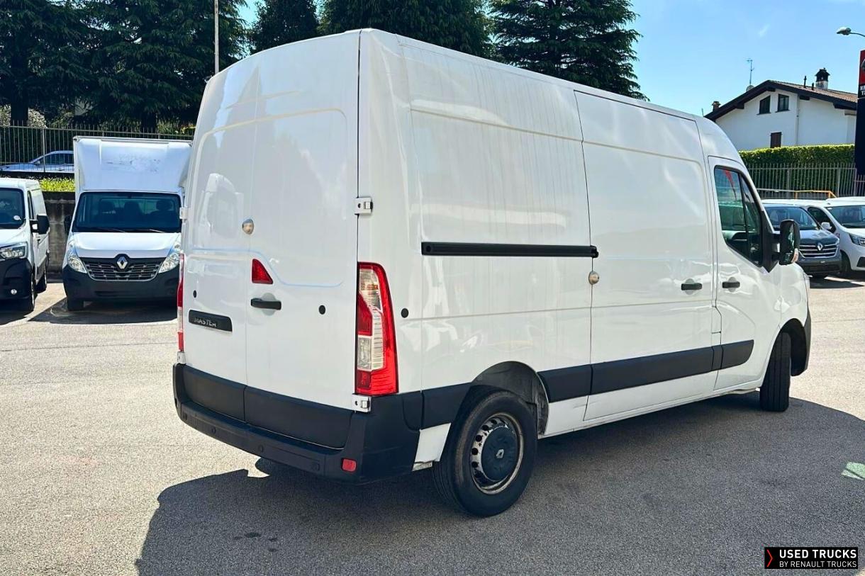 Renault Master 135