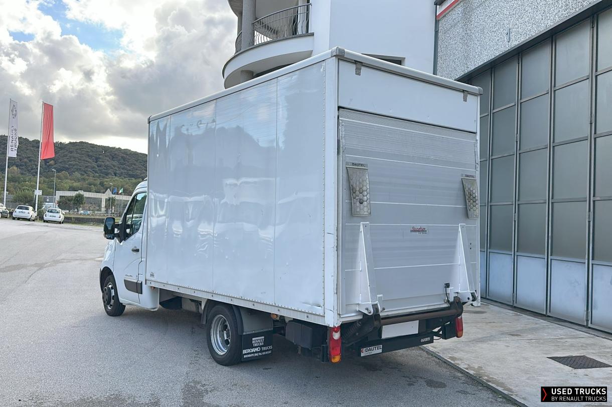 Renault Master 135