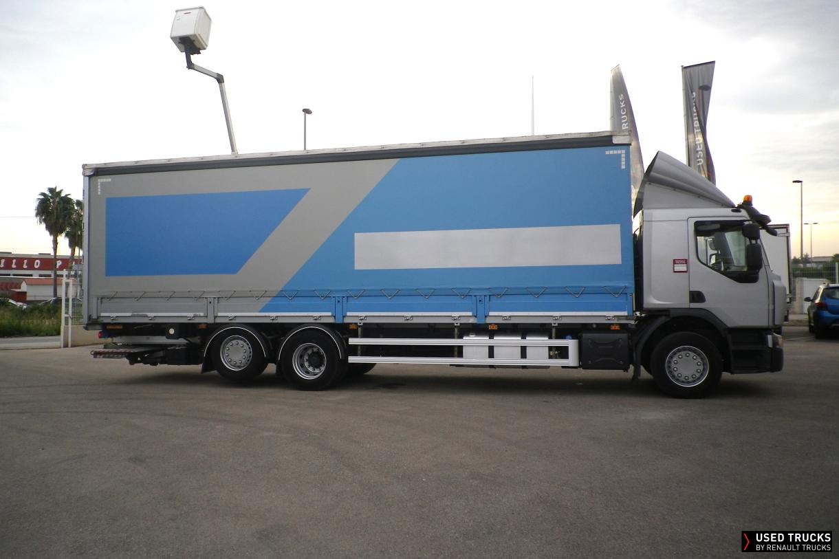 Renault Trucks D Wide 320