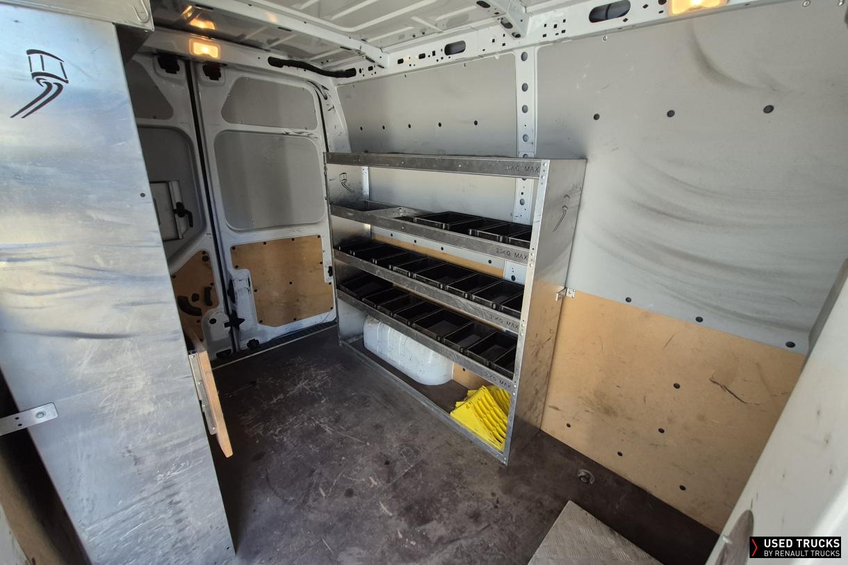 Renault Trucks Master 145