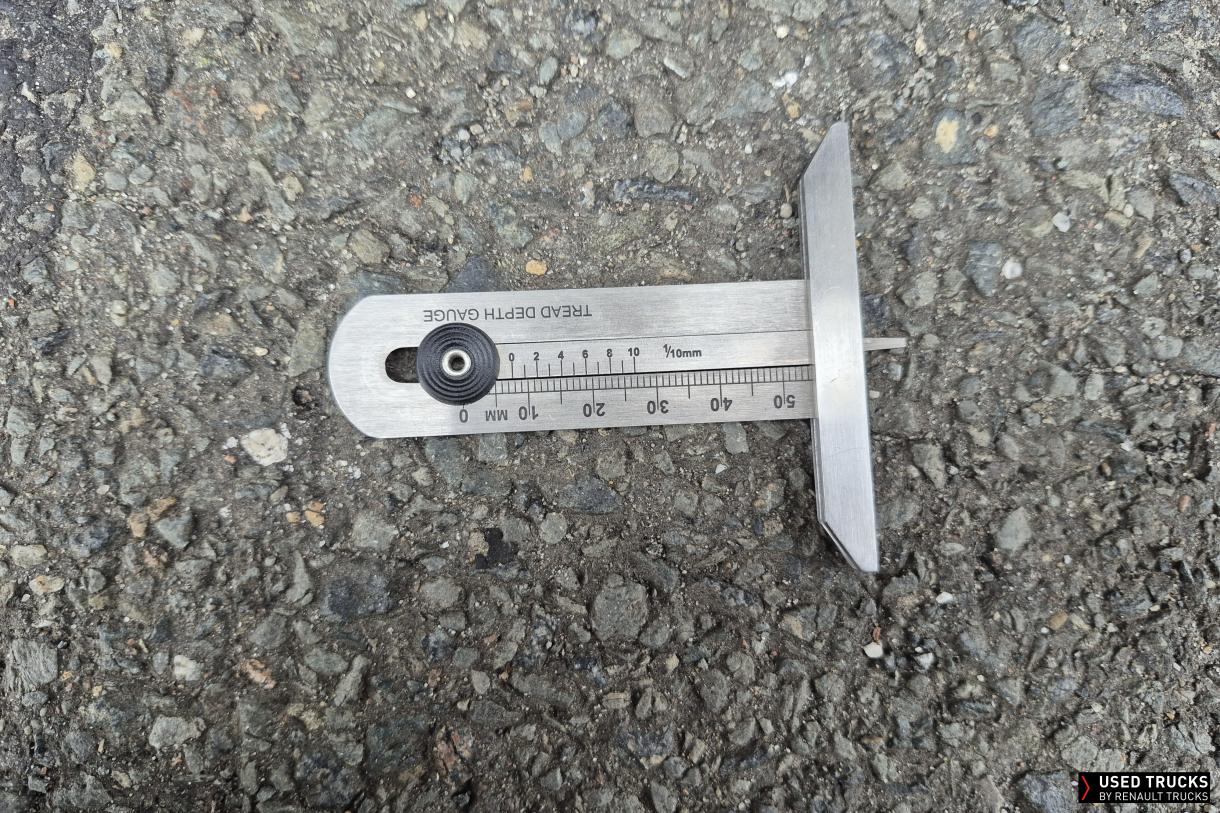 Renault Trucks Master 120