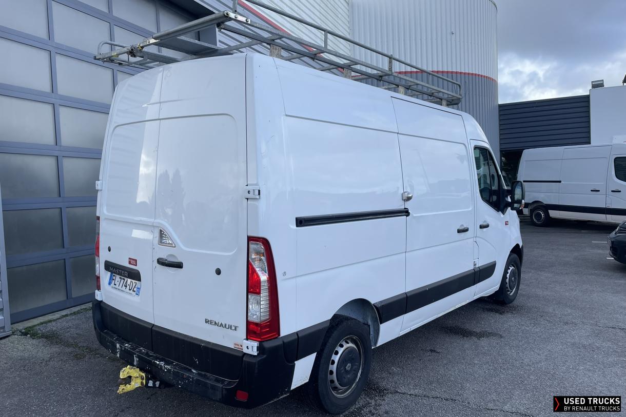 Renault Trucks Master 130