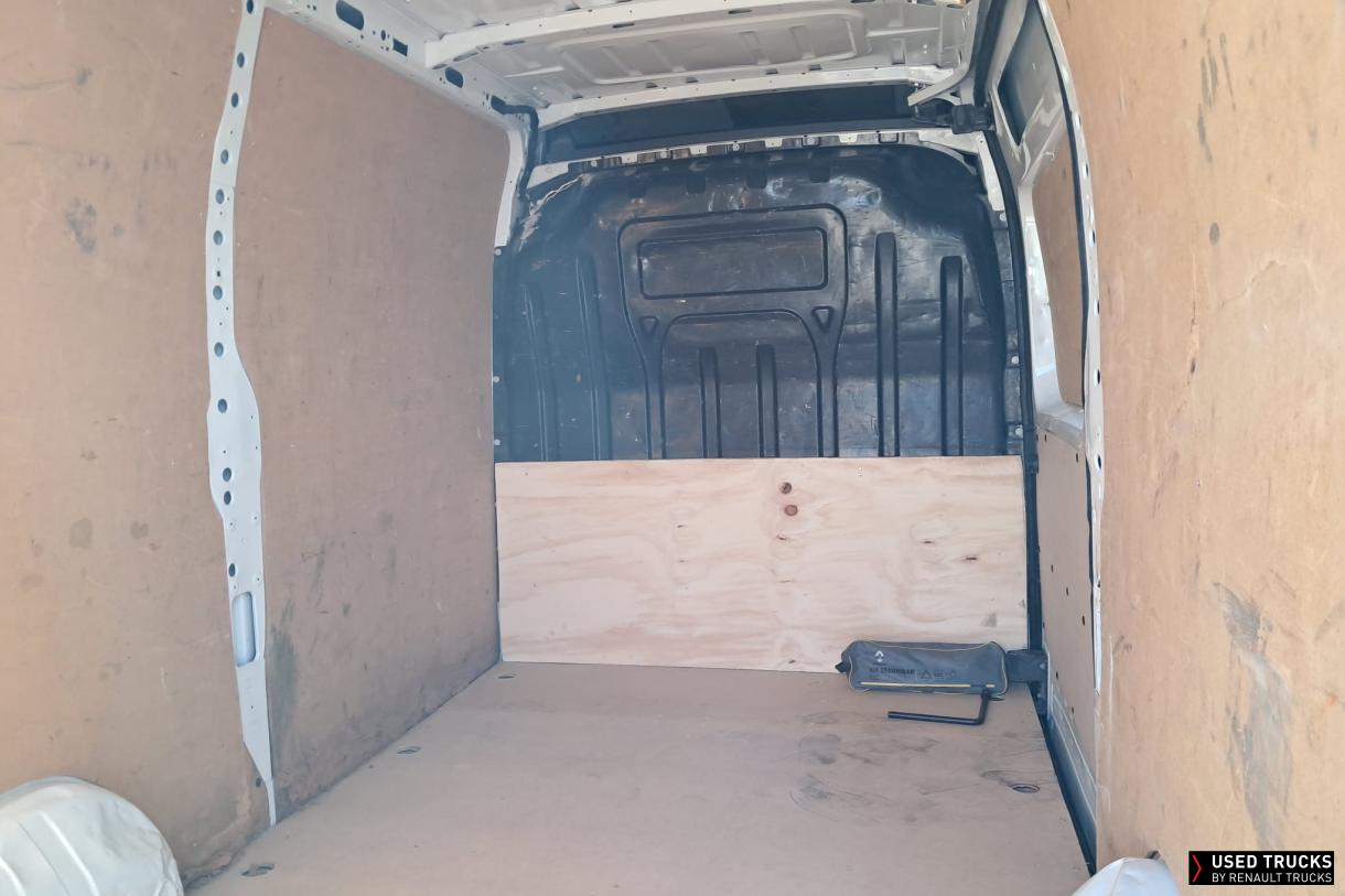 Renault Master 130