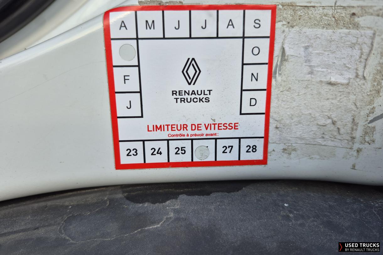 Renault Trucks Premium Distribution 380