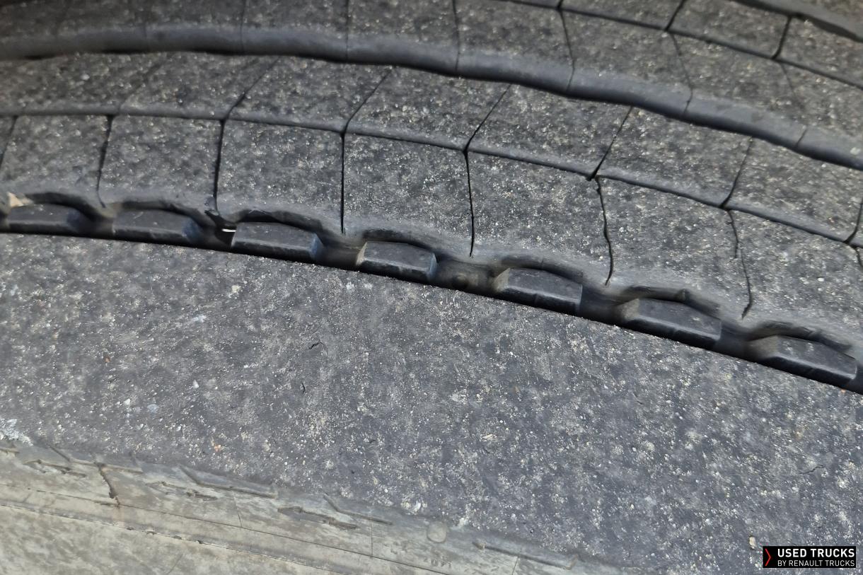 Renault Trucks Premium Distribution 380