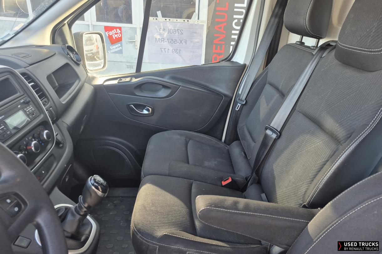 Renault Trafic 145