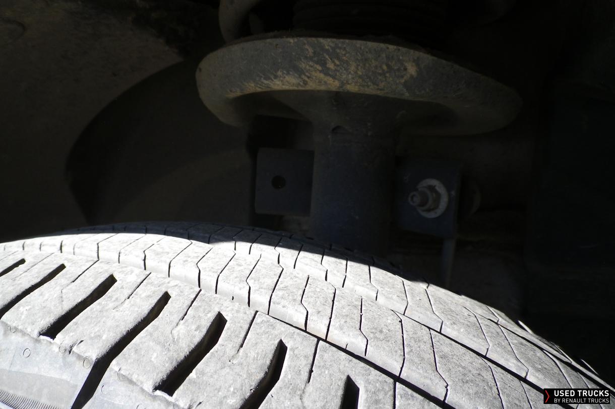 Renault Trucks Master 145