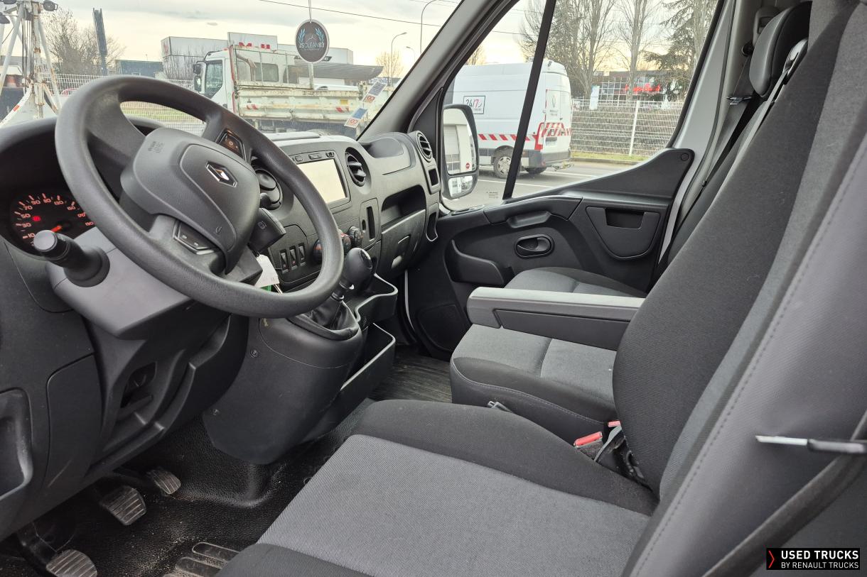 Renault Trucks Master 145