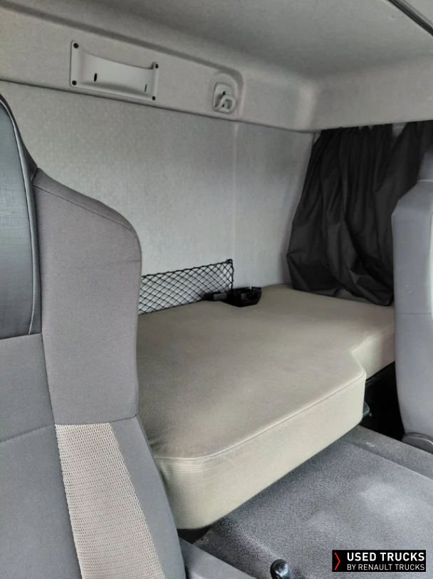 Renault Trucks D Wide 280