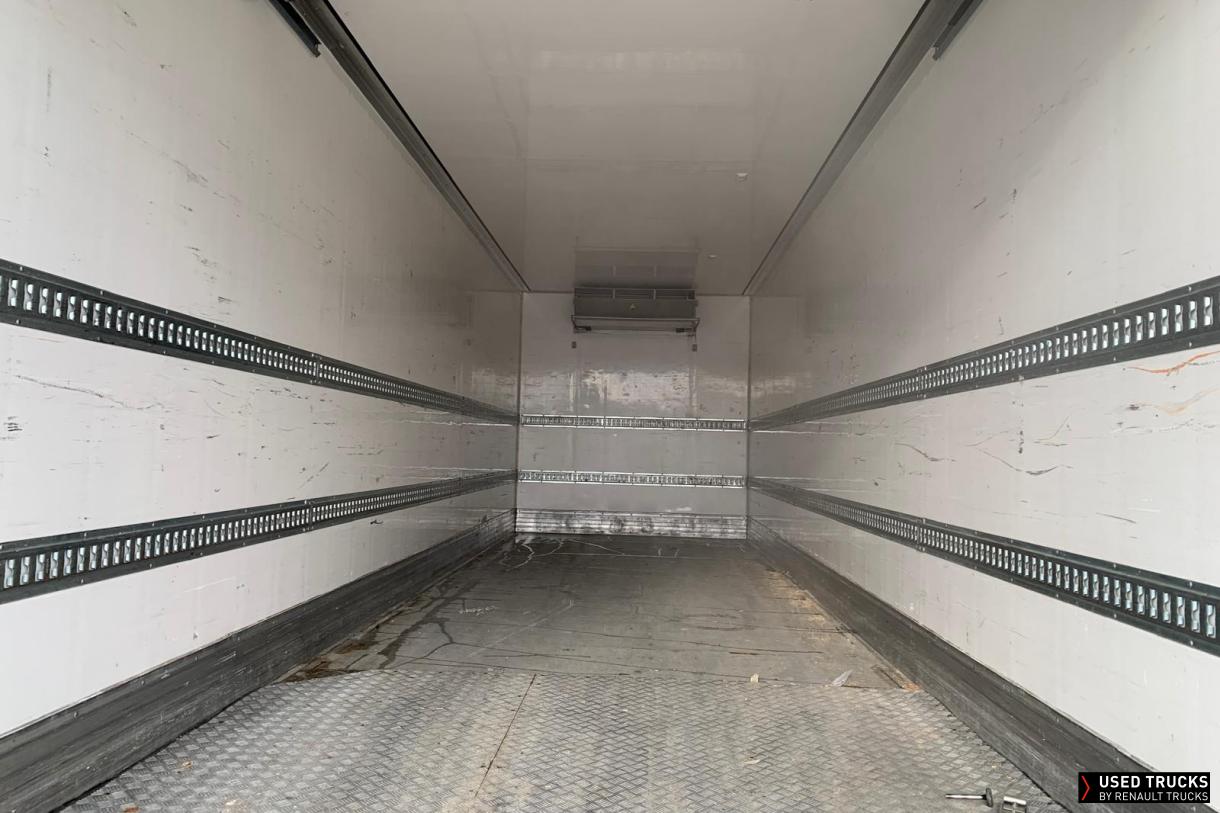 Renault Trucks T 380