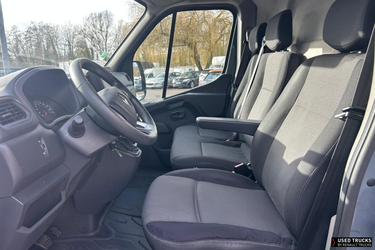 Renault Trucks Master 135