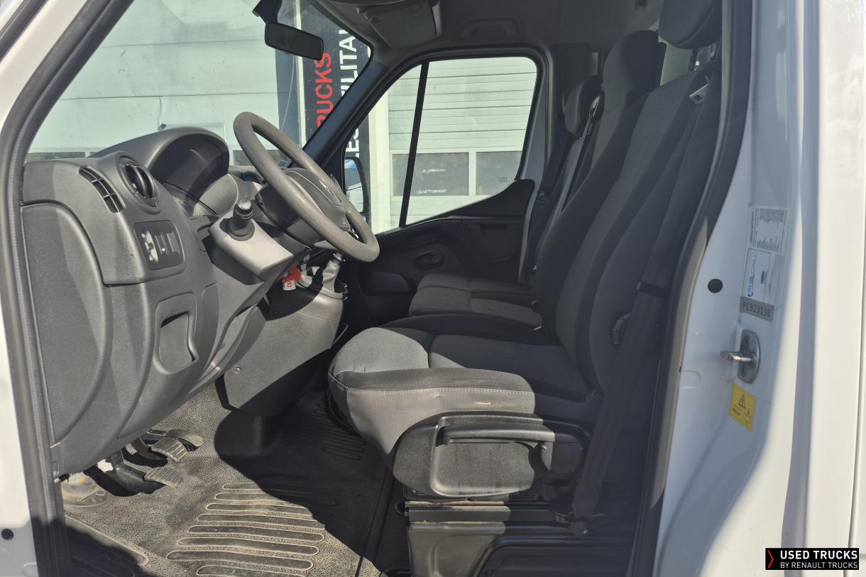 Renault Trucks Master 145