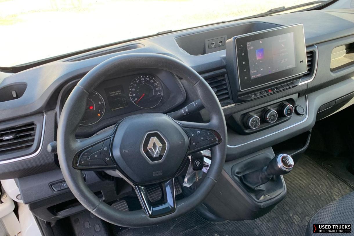 Renault Trucks Trafic 130