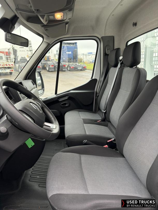 Renault Trucks Master 135