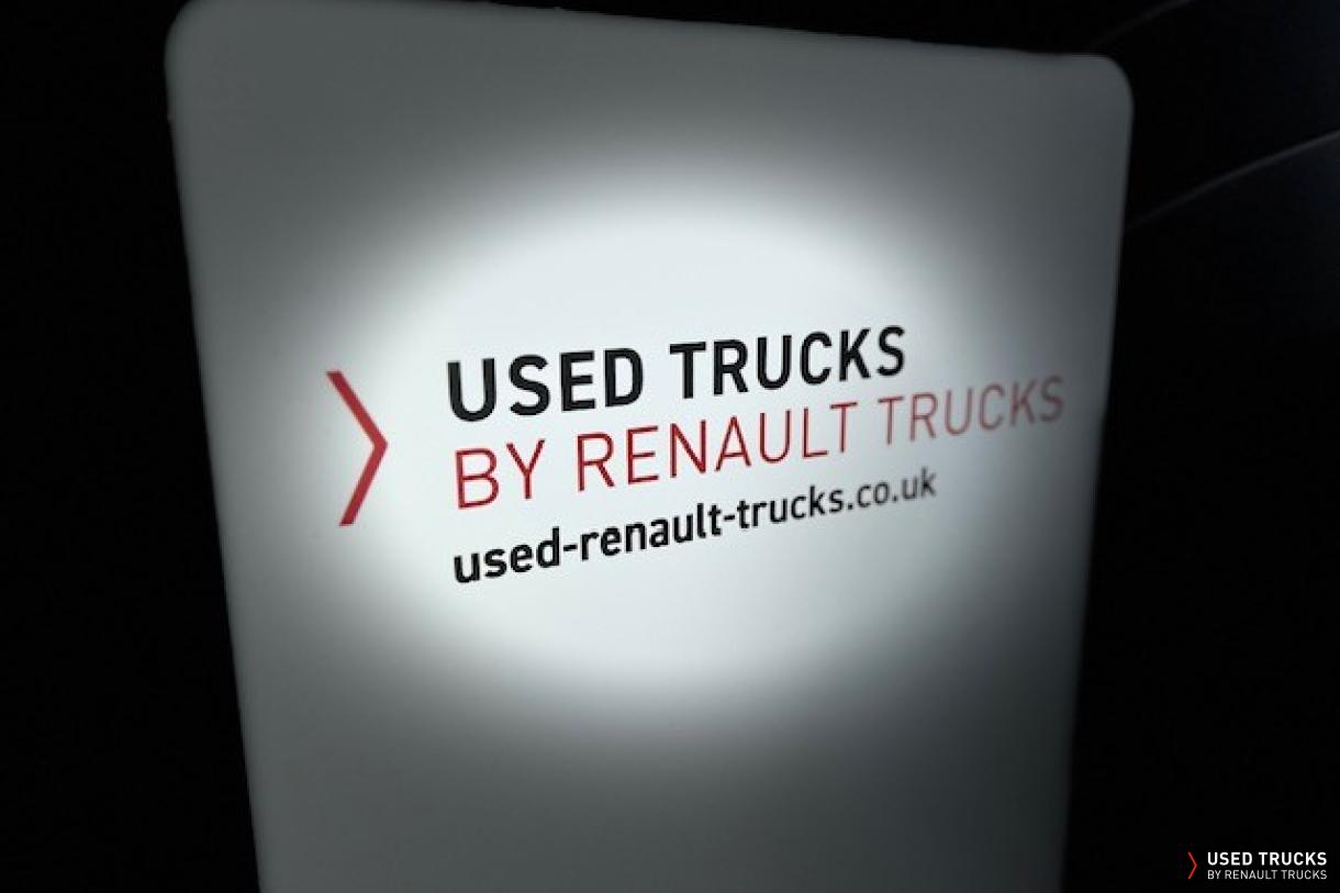 Renault Trucks T High 