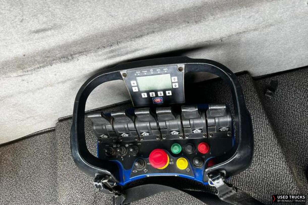 Renault Trucks Premium Distribution 430