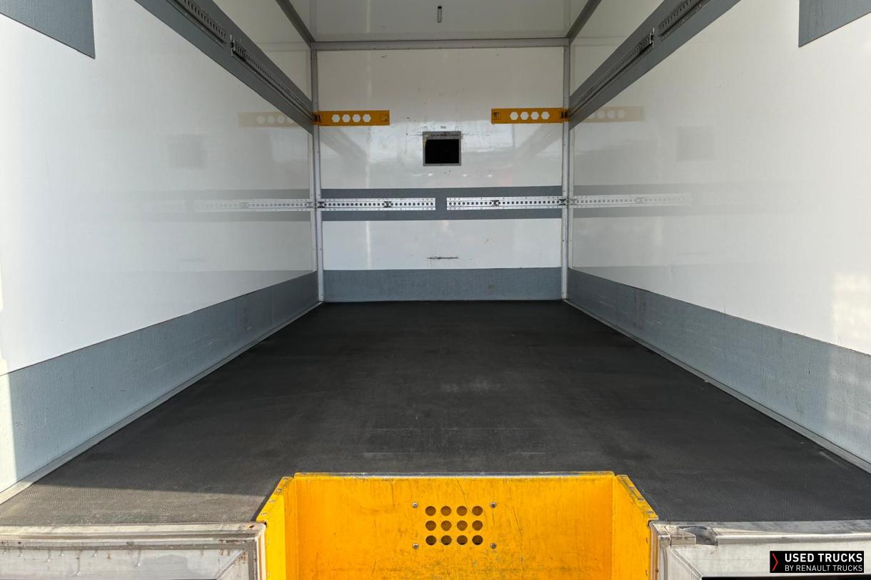 Renault Trucks Master 