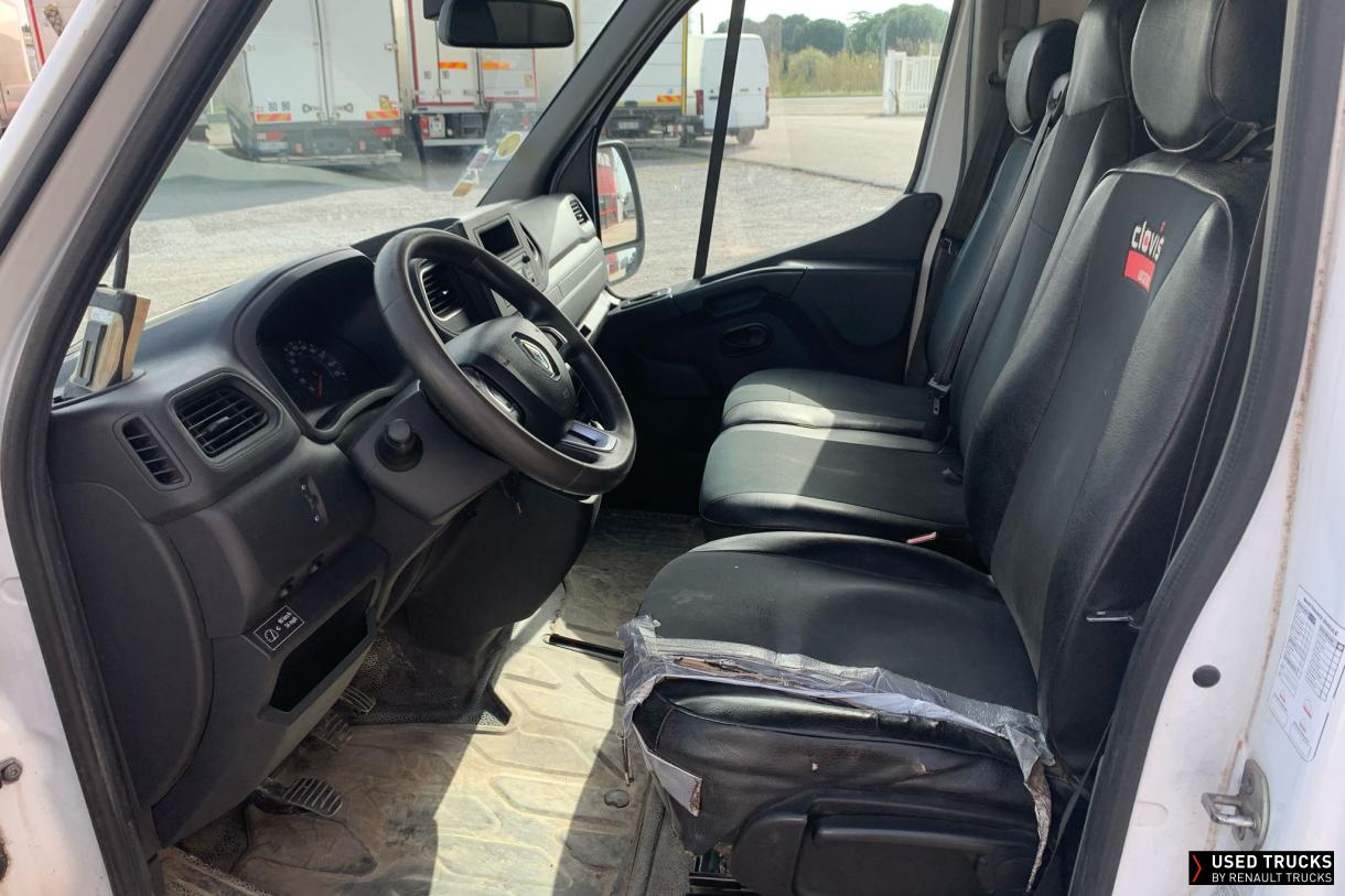 Renault Trucks Master 145