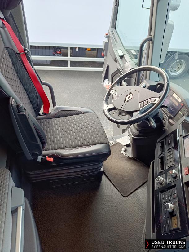 Renault Trucks T High 
