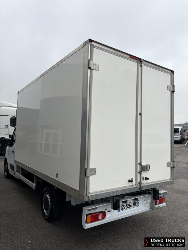 Renault Trucks Master 145