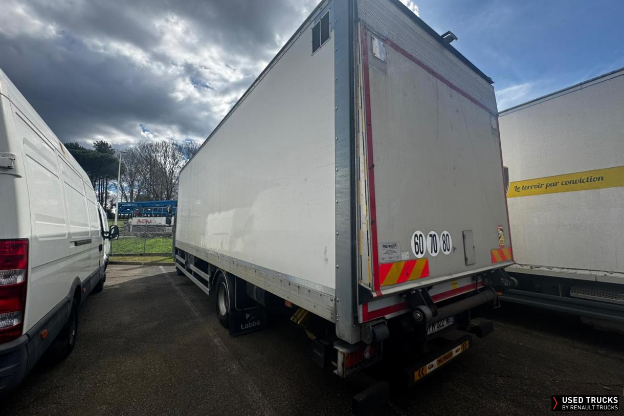 Renault Trucks D 240