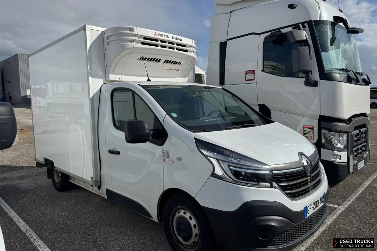 Renault Trucks Trafic 145