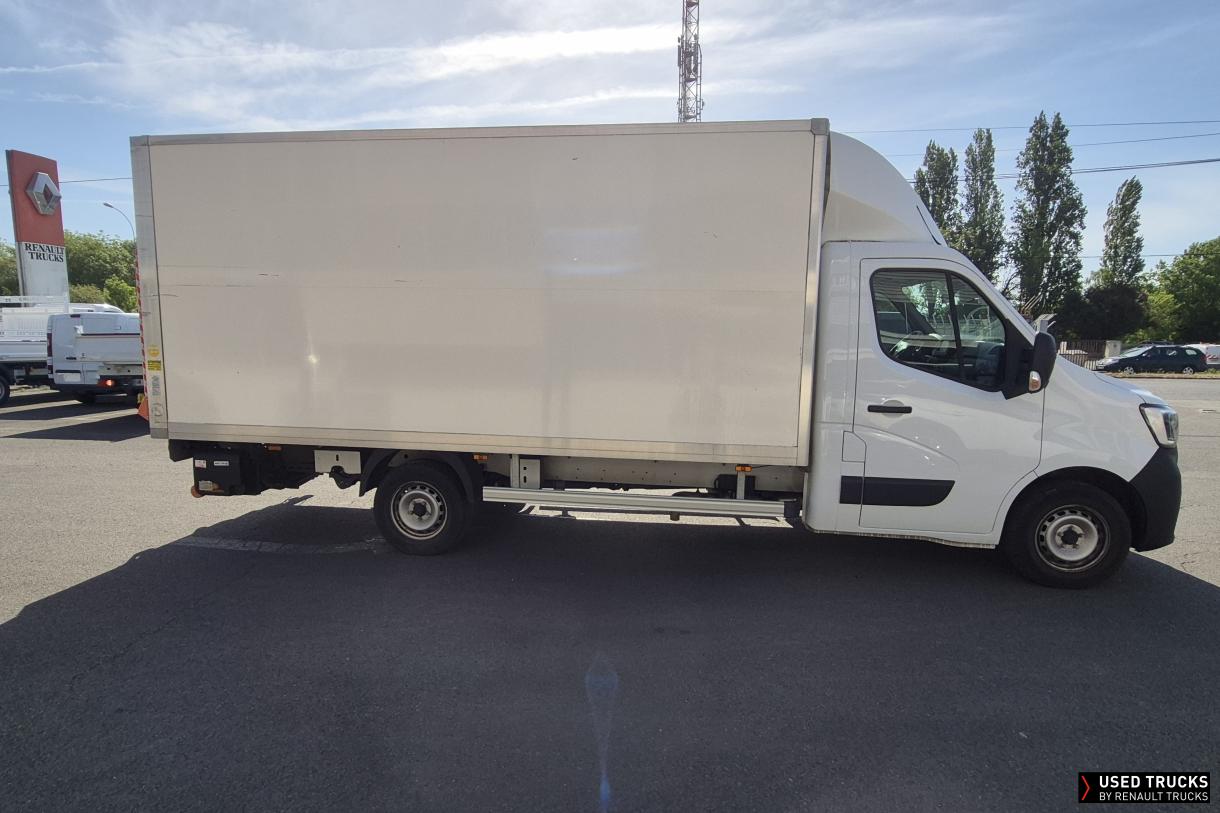 Renault Trucks Master 145