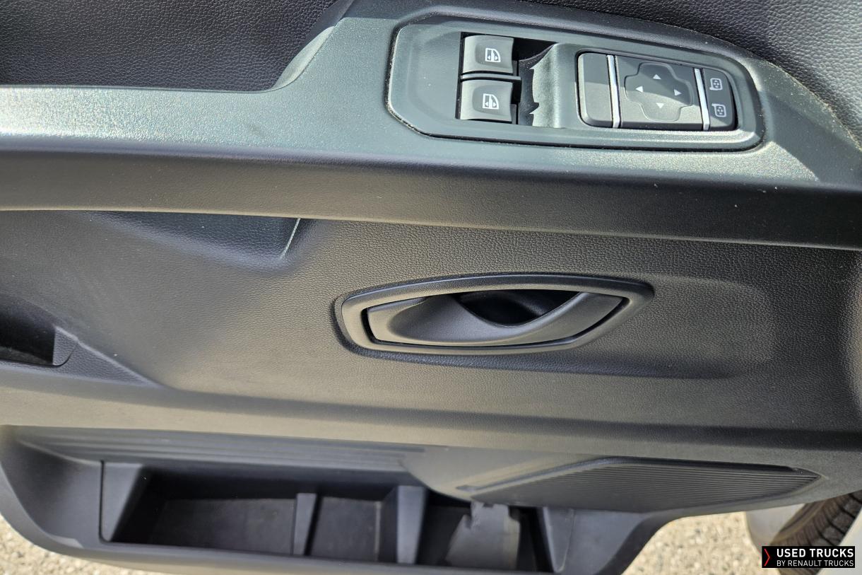 Renault Trafic 130
